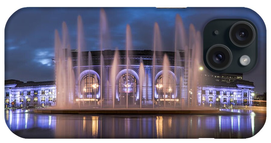 Kansas City iPhone Case featuring the photograph Union Fountain by Ryan Heffron
