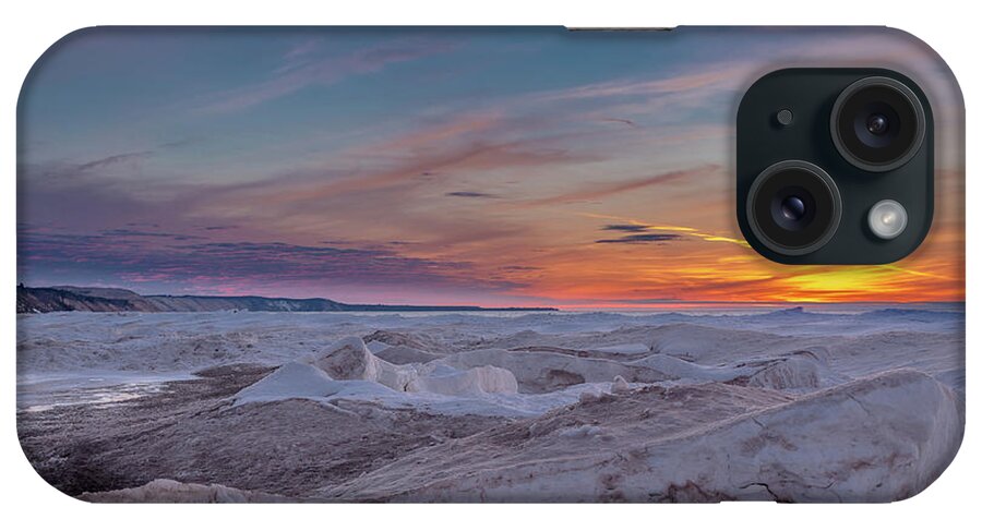 Agate Beach iPhone Case featuring the photograph Winter Sunset #4 by Gary McCormick