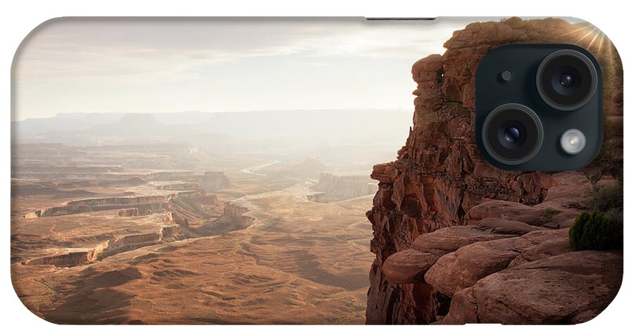 Canyonlands iPhone Case featuring the photograph Canyonlands Setting Sun Star by Ernesto Ruiz