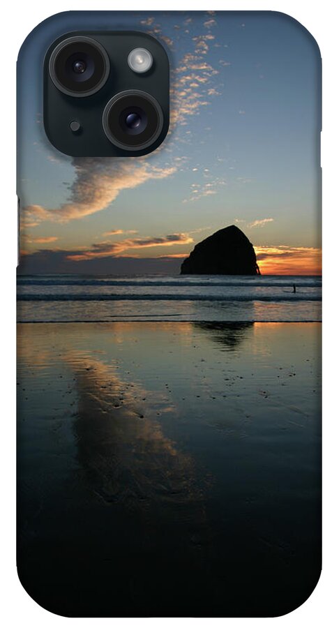 Oregon Coast iPhone Case featuring the photograph Coastal Sunset at Pacific City, Oregon by Leslie Struxness