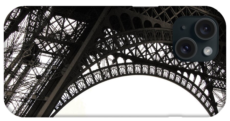 Eiffel Tower iPhone Case featuring the photograph Eiffel Tower by Fion Ngan @ Fill In My Blanks