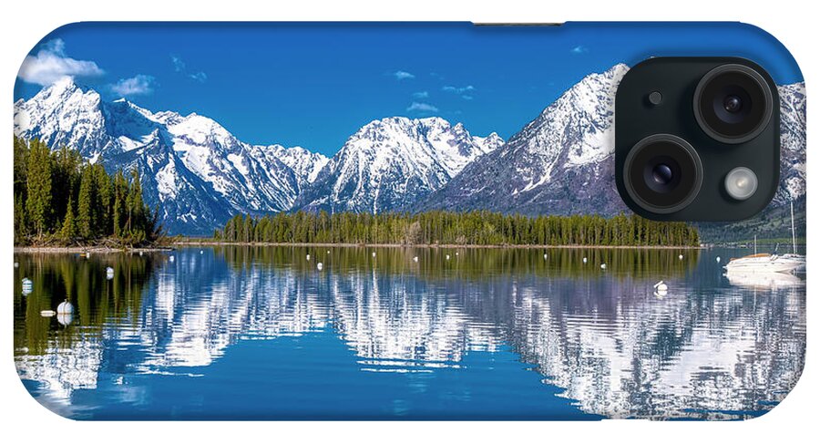 Jackson Lake iPhone Case featuring the photograph Jackson Lake by Joe Paul