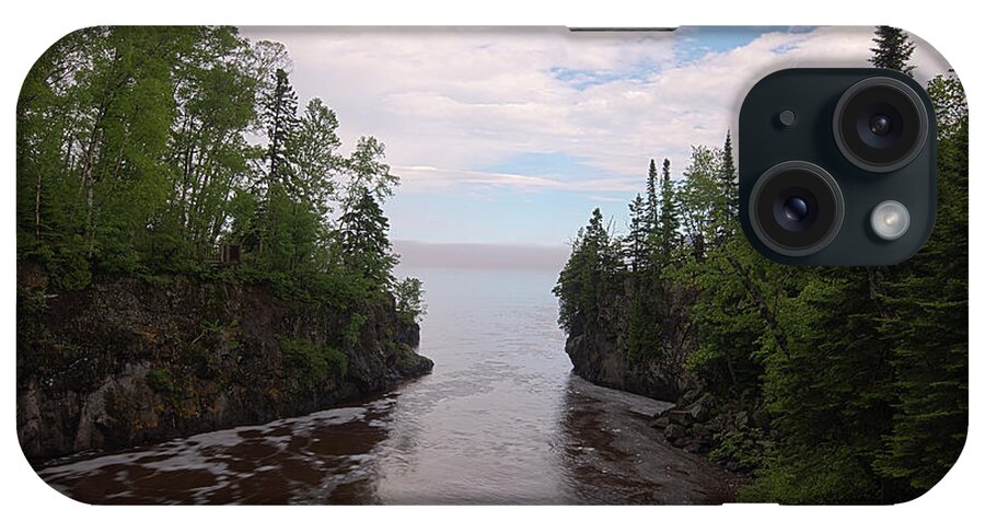 North Shore 9 iPhone Case featuring the photograph North Shore 9 by Gordon Semmens