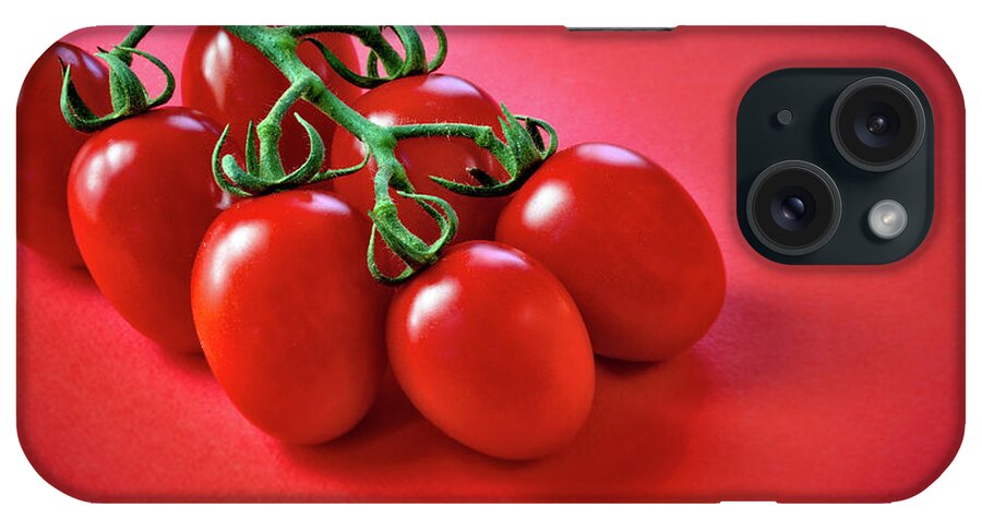 Single Object iPhone Case featuring the photograph Pechino Tomato by Stefano Oppo