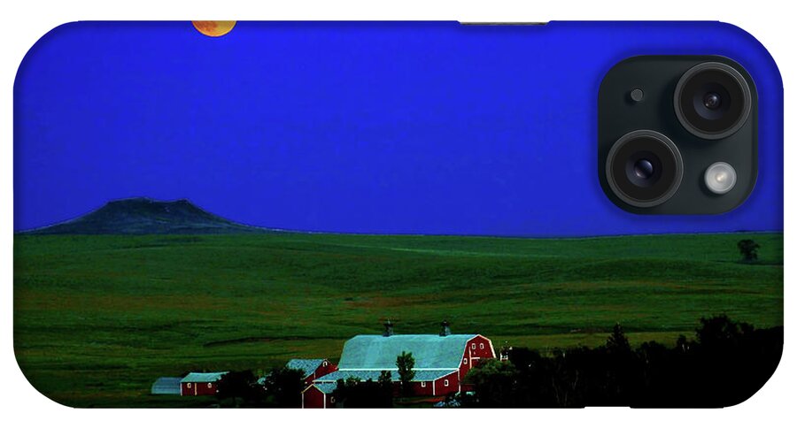 Full Moon iPhone Case featuring the photograph Strawberry Moon by Joseph Noonan