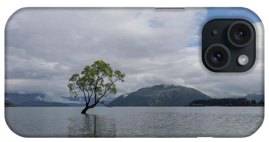 Wanaka Lake iPhone Case featuring the photograph Wanaka Lake #1 by Eva Lechner