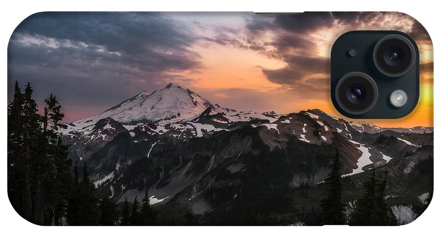 Artist Point iPhone Case featuring the photograph Artist's Inspiration by Ryan Manuel