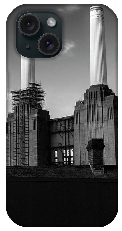 Battersea iPhone Case featuring the photograph Battersea Power by Daniel M Walsh