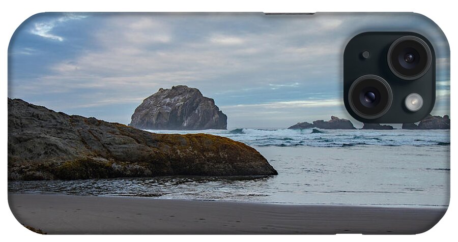 2018 iPhone Case featuring the photograph Evening Tide by Gerri Bigler