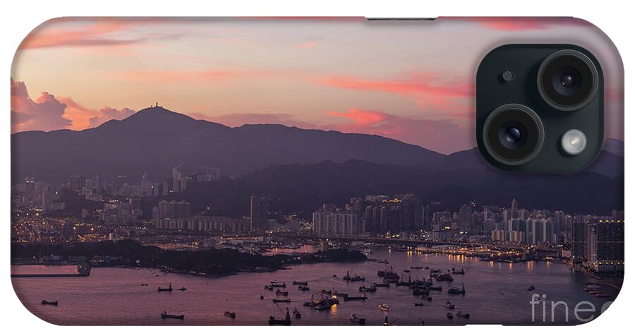 Hong Kong iPhone Case featuring the photograph Hong Kong 05 by Tom Uhlenberg