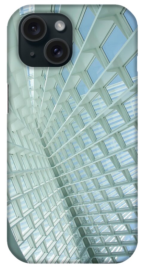 Milwaukee iPhone Case featuring the photograph Looking Up by Patty Colabuono