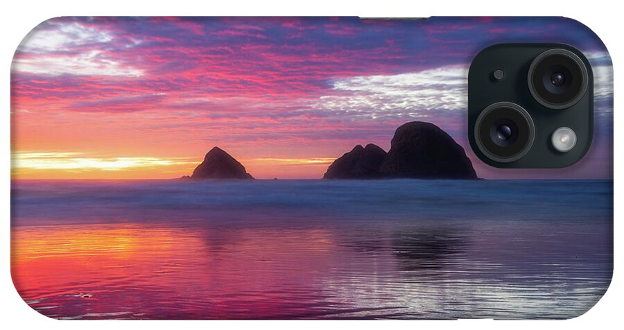 Oceanside iPhone Case featuring the photograph Oceanside Blaze 1 by Darren White
