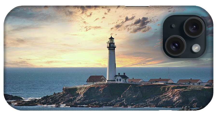 Pigeon Point Lighthouse iPhone Case featuring the photograph Pigeon Point Lighthouse Pacific Ocean by Chuck Kuhn