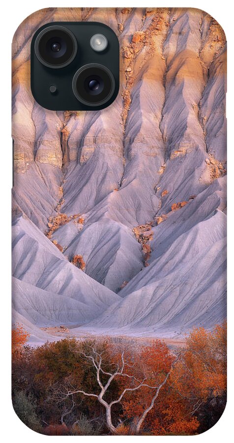 Utah iPhone Case featuring the photograph Show Stopper by Dustin LeFevre