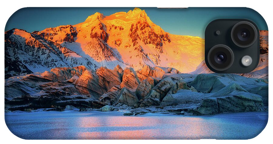 Iceland iPhone Case featuring the photograph The light at sunset by Henry w Liu