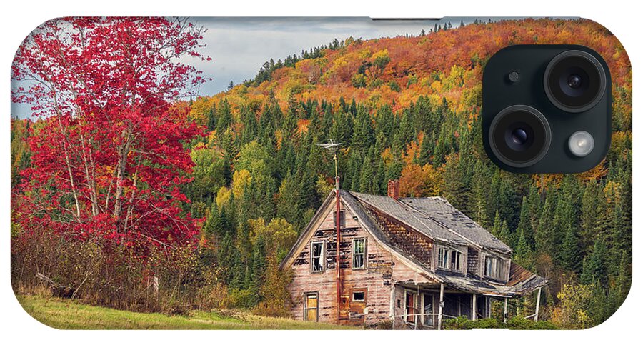 New Hampshire iPhone Case featuring the photograph The Old Farmhouse - Pittsburg, NH October 2022 #3 by John Rowe