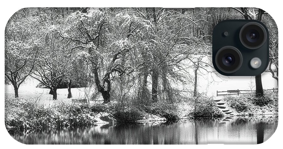 Holmdel Park iPhone Case featuring the photograph Winter At The Park Pond by Gary Slawsky