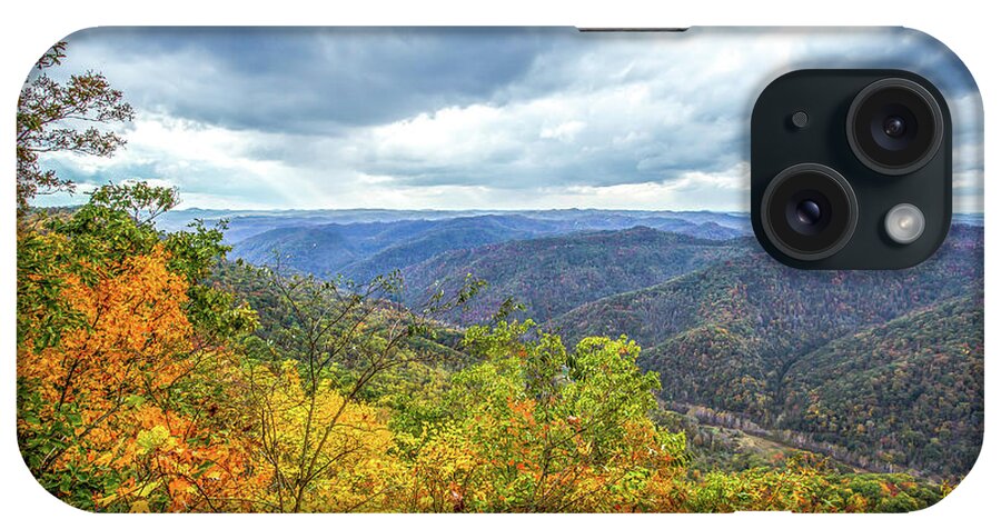 Clouds iPhone Case featuring the photograph Kentucky Vista by Ed Newell