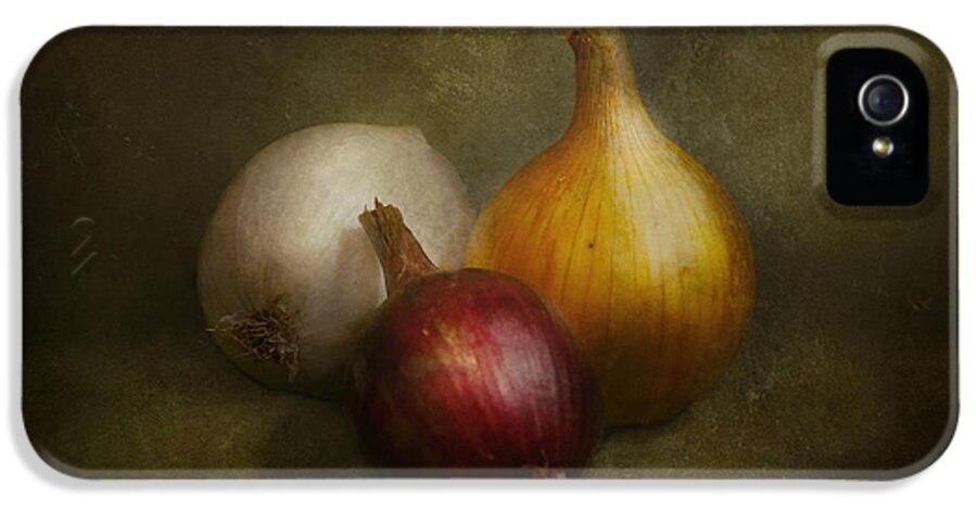 Chef iPhone 5 Case featuring the photograph Food - Onions - Onions by Mike Savad