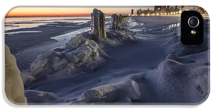 Ice iPhone 5 Case featuring the photograph Icy Chicago lakefront scene by Sven Brogren
