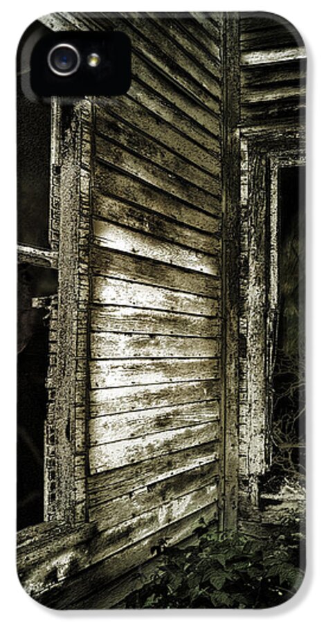 Houses iPhone 5 Case featuring the photograph Negative Space by John Anderson