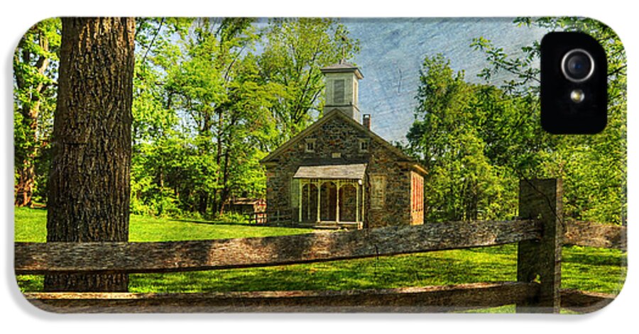 One Room Schoolhouse iPhone 5 Case featuring the photograph Lutz-Franklin Schoolhouse #1 by Paul Ward