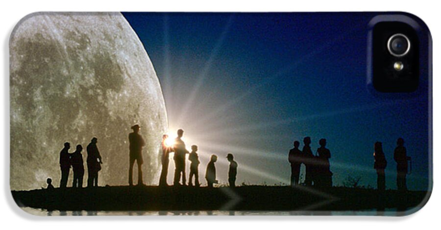 Moon iPhone 5 Case featuring the photograph Island in Time by Jerry McElroy