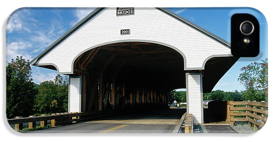 Bridge iPhone 5 Case featuring the photograph Smith Covered Bridge - Plymouth New Hampshire USA by Erin Paul Donovan