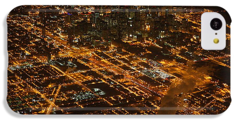 Chicago iPhone 5c Case featuring the photograph Downtown Chicago at night by Nathan Rupert