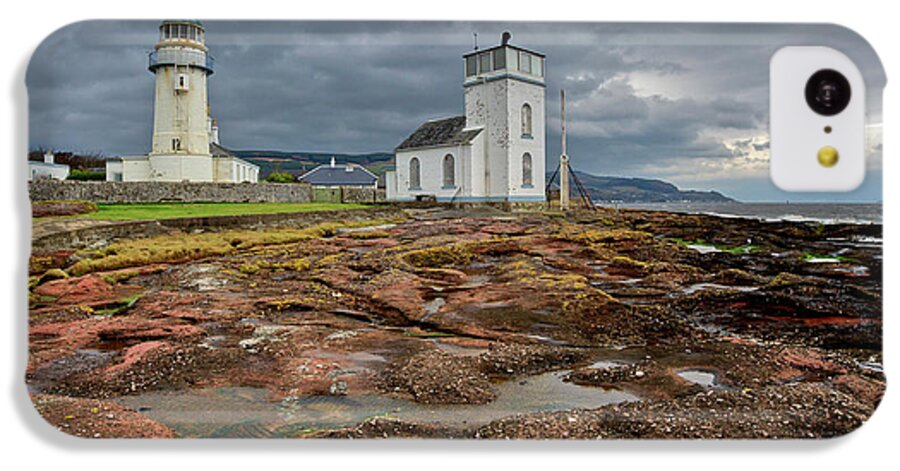 Lighthouse iPhone 5c Case featuring the photograph Toward Lighthouse by Gary Eason