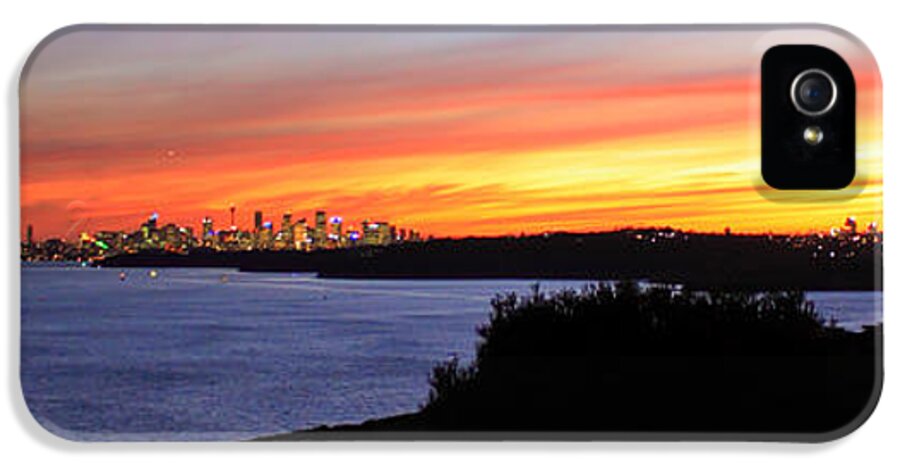 Sunset iPhone 5s Case featuring the photograph City lights in the sunset by Miroslava Jurcik