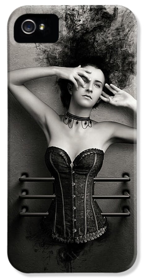 Woman iPhone 5s Case featuring the photograph Trapped by Johan Swanepoel