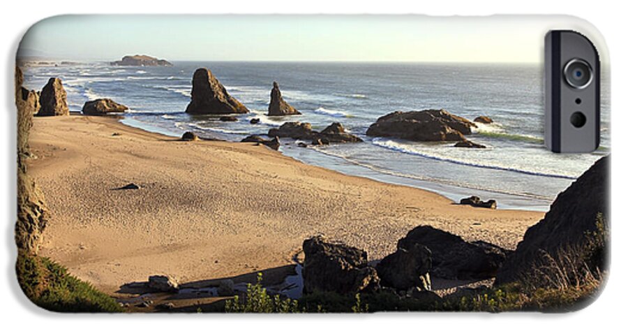 Bandon Oregon Beaches iPhone 6 Case featuring the photograph Bandon Beachfront by Athena Mckinzie