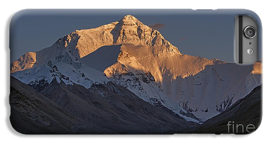 Everest iPhone 6 Plus Case featuring the photograph Mount Everest at dusk by Hitendra SINKAR