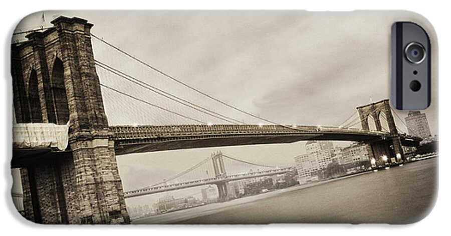 New York City iPhone 6s Case featuring the photograph The Brooklyn Bridge by Eli Katz