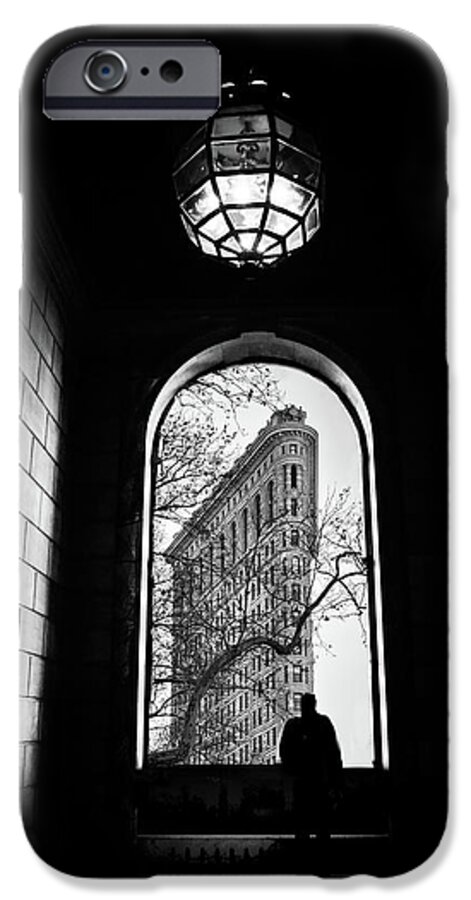 Flatiron Building iPhone 6s Case featuring the photograph Flatiron Perspective by Jessica Jenney