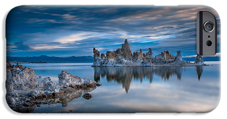 Mono Lake iPhone 6s Case featuring the photograph Mono Lake Tufas by Ralph Vazquez