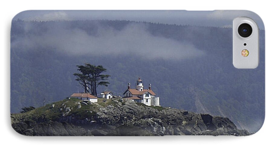 Battery Point Lighthouse iPhone 7 Case featuring the photograph Battery Point Lighthouse #2 by Betty Depee