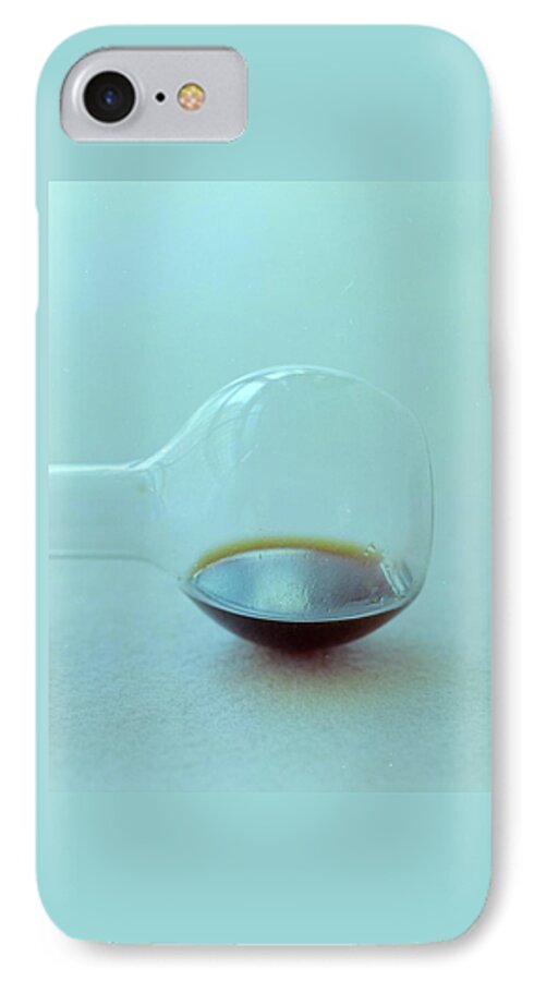 A Beaker With Vinegar iPhone 7 Case