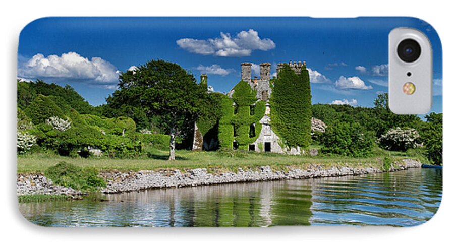 Irland iPhone 7 Case featuring the photograph Castle Menlo by Juergen Klust