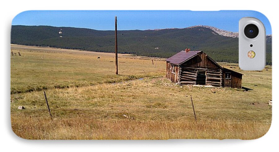 Landscpe iPhone 7 Case featuring the photograph Deserted Cabin by Fortunate Findings Shirley Dickerson