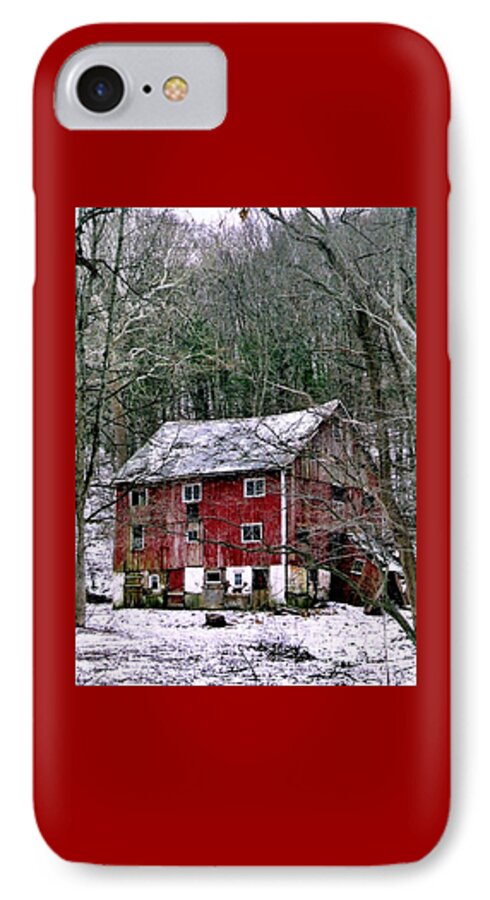 Pennsylvania iPhone 7 Case featuring the photograph Pennsylvania Dusting by Michael Hoard