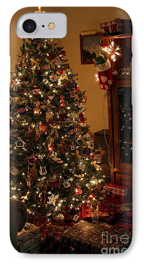 Christmas iPhone 7 Case featuring the photograph I'll Be Home For Christmas by Living Color Photography Lorraine Lynch