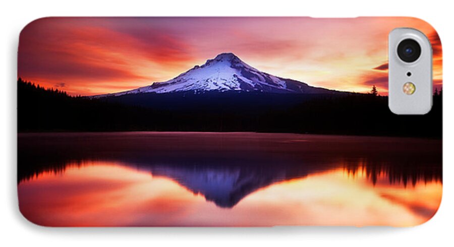 Trillium Lake iPhone 7 Case featuring the photograph Peaceful Morning on the Lake by Darren White