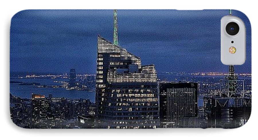 Love iPhone 7 Case featuring the photograph Bank Of America Tower - Ny #1 by Joel Lopez