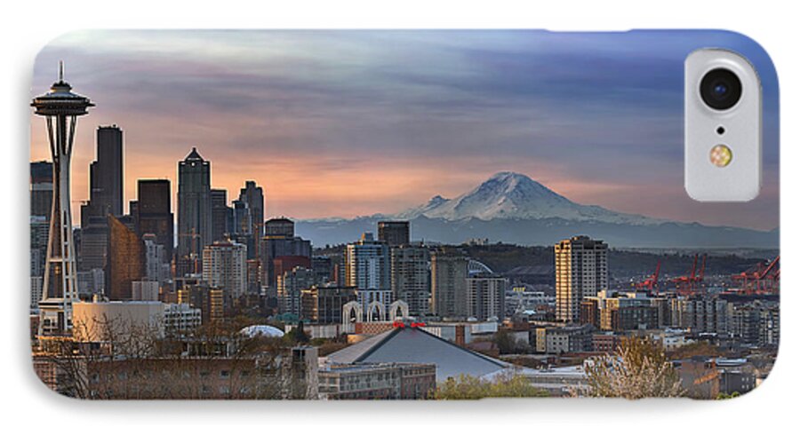 Seattle iPhone 7 Case featuring the photograph Breaking Dawn in Seattle by David Gn