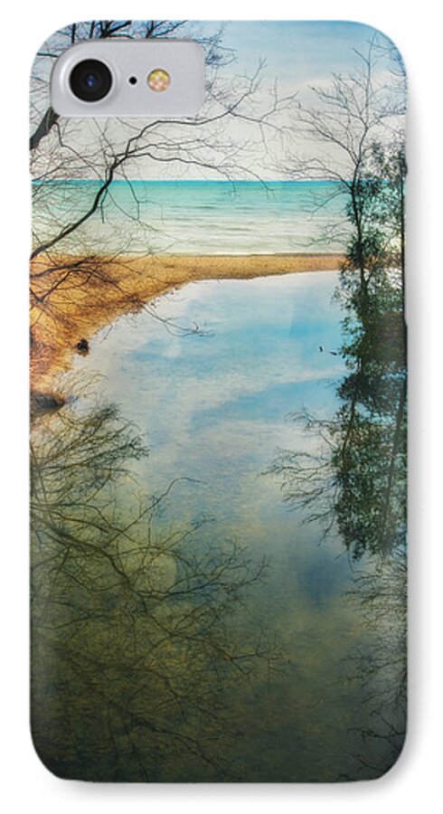 Jennifer Rondinelli Reilly iPhone 7 Case featuring the photograph Grant Park - Lake Michigan Shoreline by Jennifer Rondinelli Reilly - Fine Art Photography