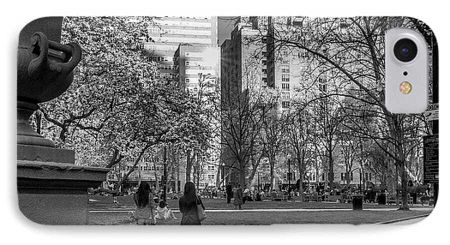 Rittenhouse Square iPhone 7 Case featuring the photograph Philadelphia Street Photography - 0902 by David Sutton