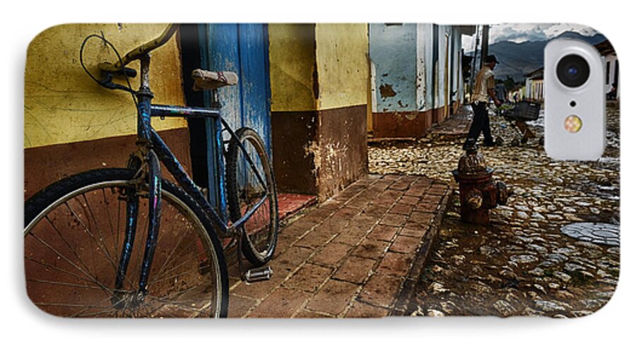 Bicycle iPhone 7 Case featuring the photograph Trinidad streets by Jose Rey