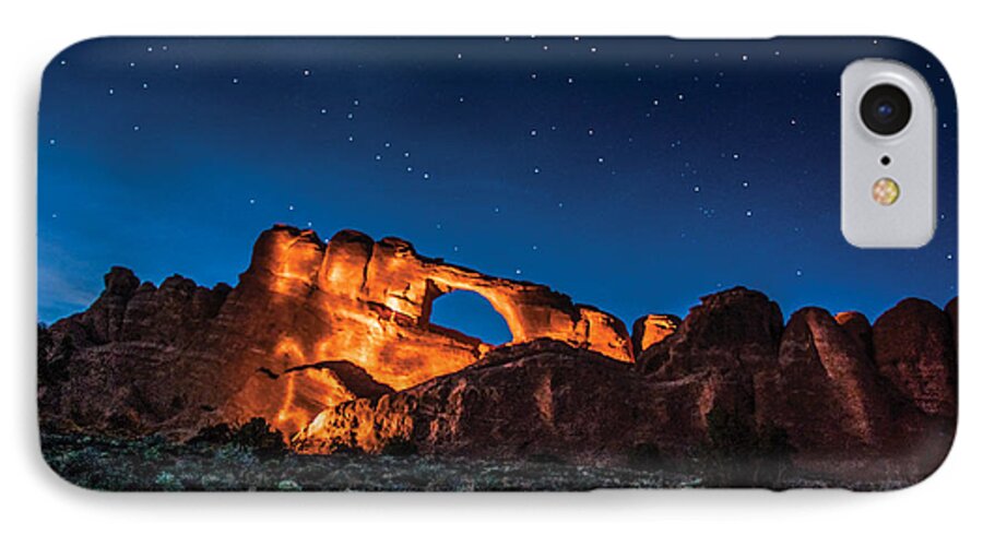  iPhone 8 Case featuring the photograph Sky Line Light by Daniel Hebard